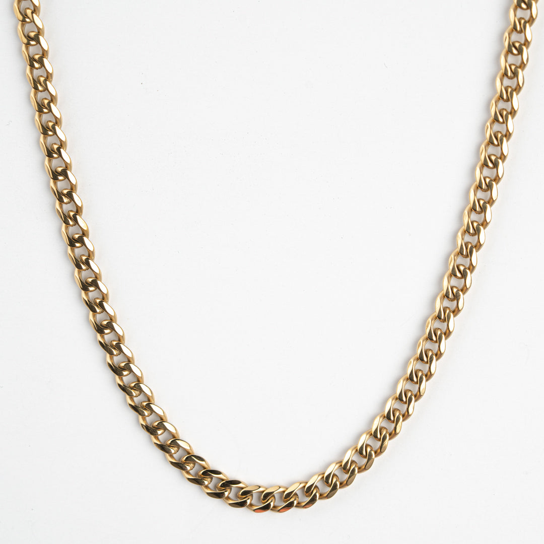 Cuban link gold chain necklace